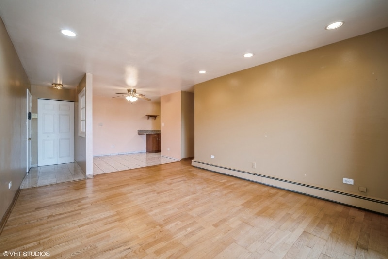 Building Photo - 974 Crabapple Dr