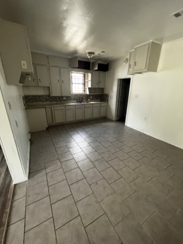 Building Photo - 2310 18th St