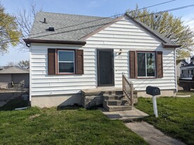 Building Photo - 17639 Woodland St