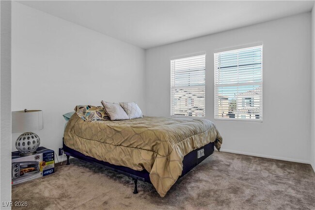 Building Photo - 10289 Massachusetts Ln