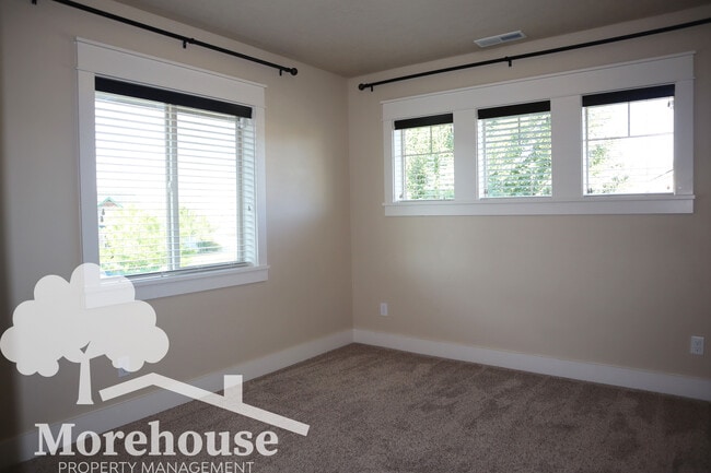 Building Photo - 7910 S Desert Ridge Ave