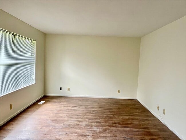 Building Photo - 4124 Elizabeth Ct