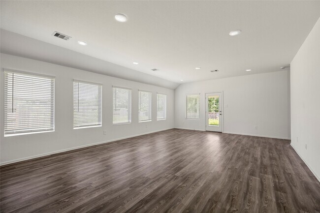 Building Photo - 1351 Antigua Dr