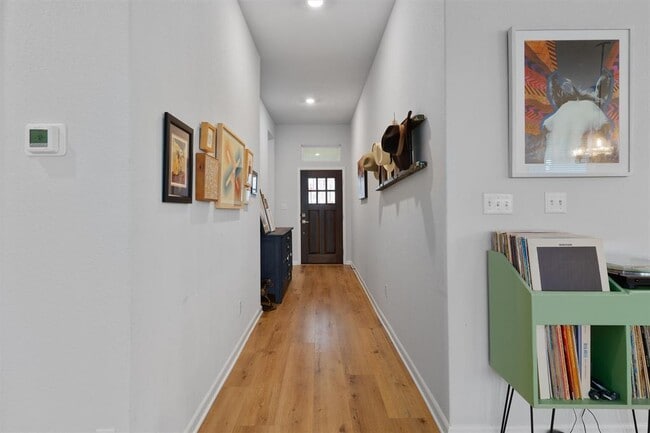 Building Photo - 114 Patrick Herndon Dr