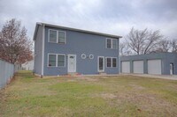 Building Photo - SL POS713