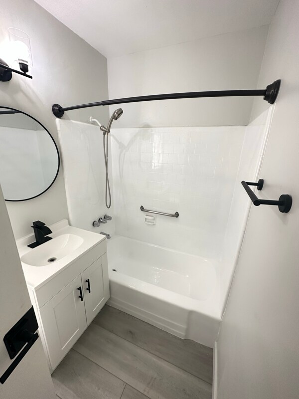 Building Photo - 7255 Jordan