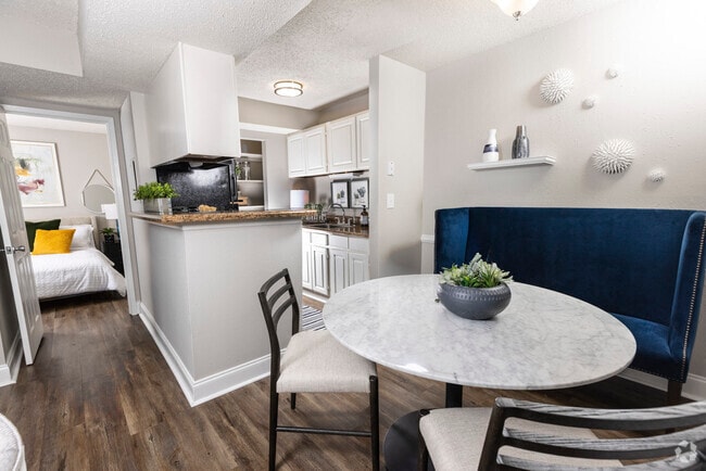 Building Photo - Dwell at Greenridge Apartments