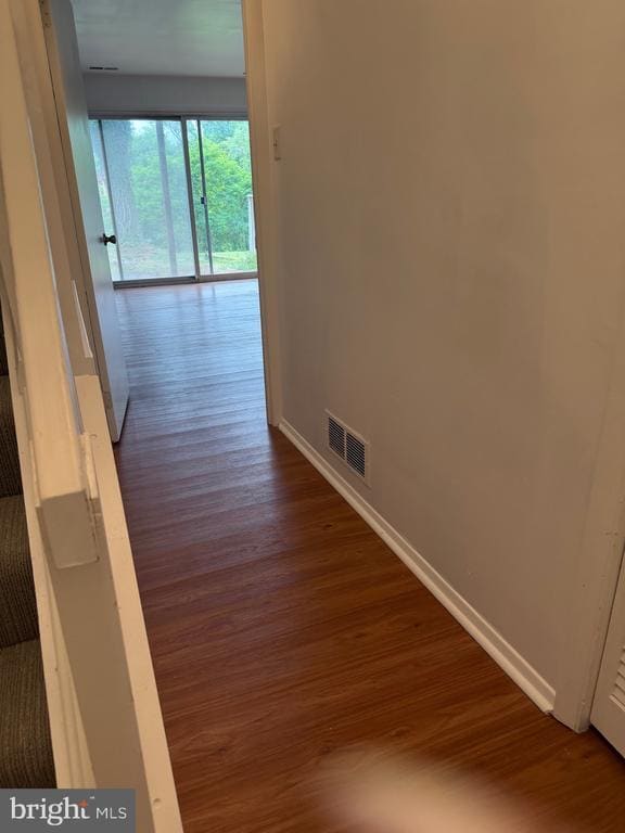 Building Photo - 6581 Sweet Fern