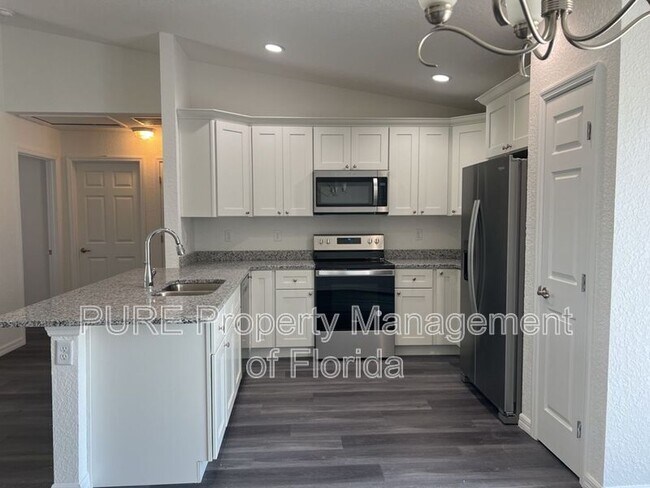 Building Photo - 6 Malauka Loop Ln