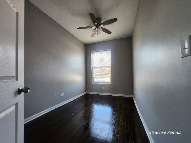 Building Photo - 3658 S Indiana Ave