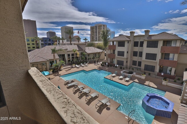 Building Photo - 3848 N 3rd Ave