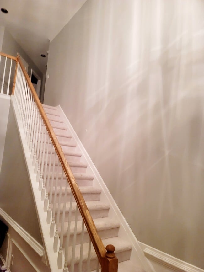 Building Photo - 1018 Brighton Crest Cir