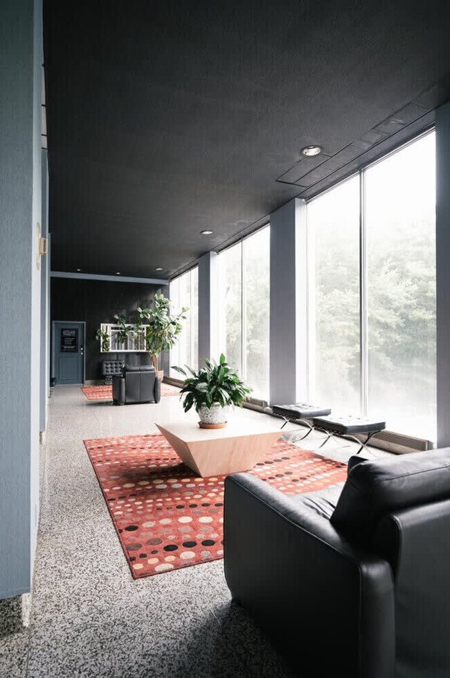 Building Photo - 215 Piedmont Ave NE