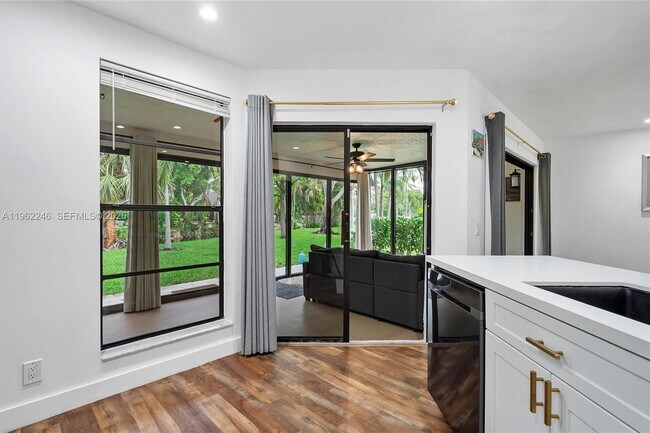 Building Photo - 385 NW 36th Ave