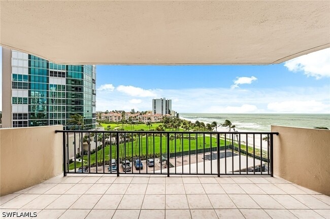 Building Photo - 4001 Gulf Shore Blvd N