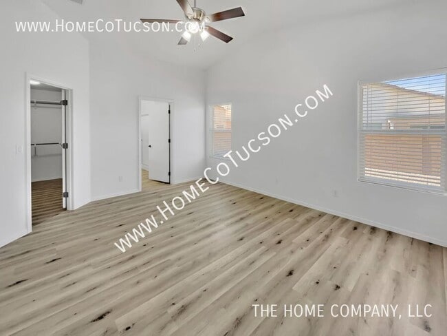 Building Photo - 7622 W August Moon Pl