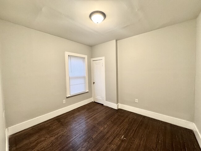 Building Photo - 14570 Lappin St