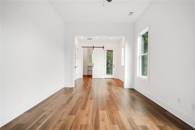 Building Photo - 235 Mayson Ave NE