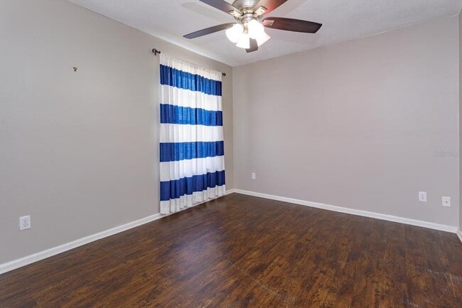 Building Photo - 836 Garden Glen Loop