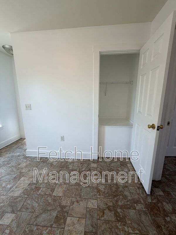 Building Photo - 236 W Mifflin St