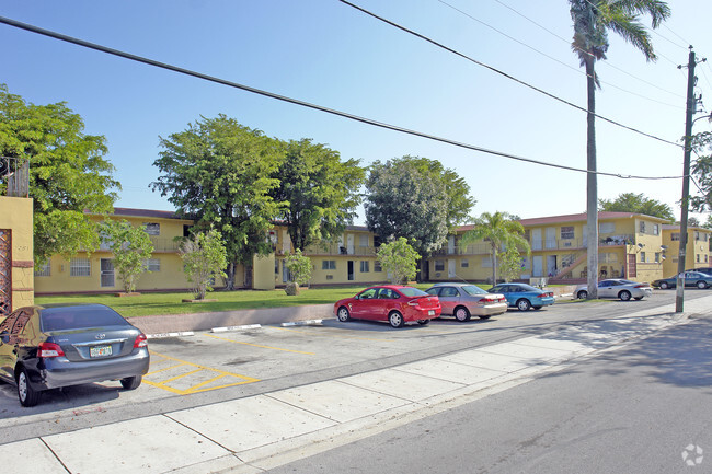 Building Photo - Wildwood River Condominiums