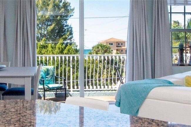 Building Photo - 2319 Avenue C