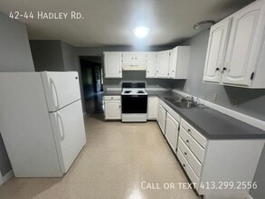Building Photo - 42-44-44 Hadley Rd