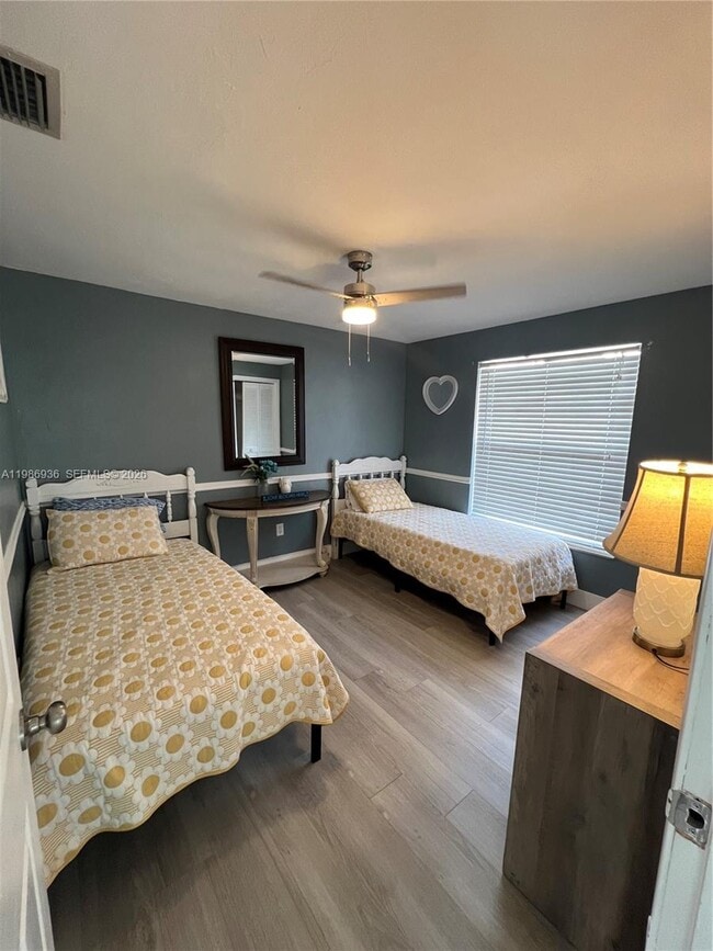 Building Photo - 7328 Pebble Beach Rd