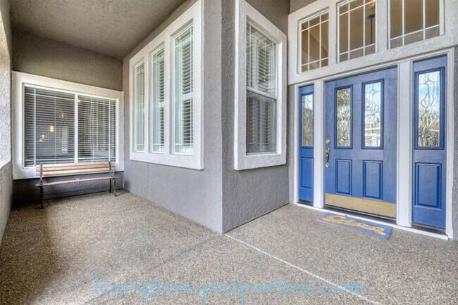 Building Photo - Modern, Single-story Home, in Exclusive Gated Golf course Community - Heritage at Diamond Oaks.