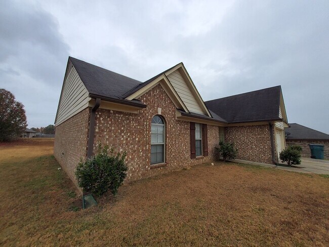 Building Photo - 8898 Rasco Hills Cove
