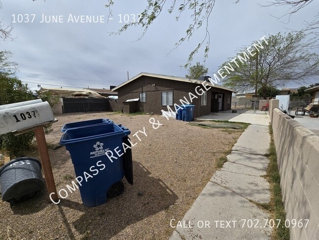 Building Photo - 1037 June Ave