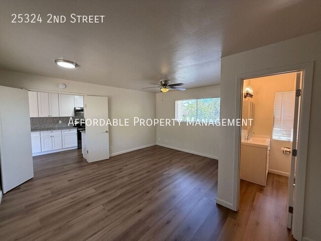 Building Photo - 25324 2nd St