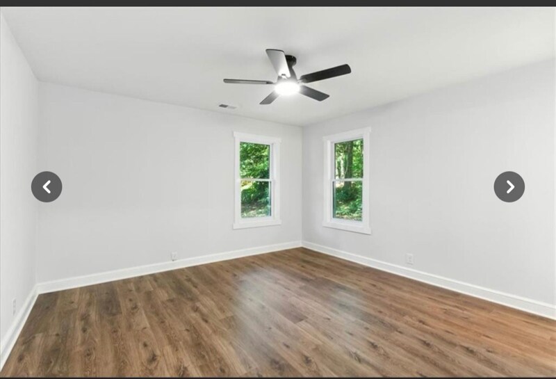 Building Photo - 4274 Pineview Dr