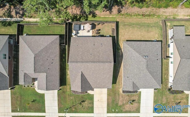 Building Photo - 111 Waltrip Dr