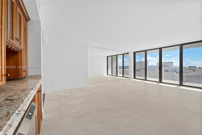 Building Photo - 3590 S Ocean Blvd