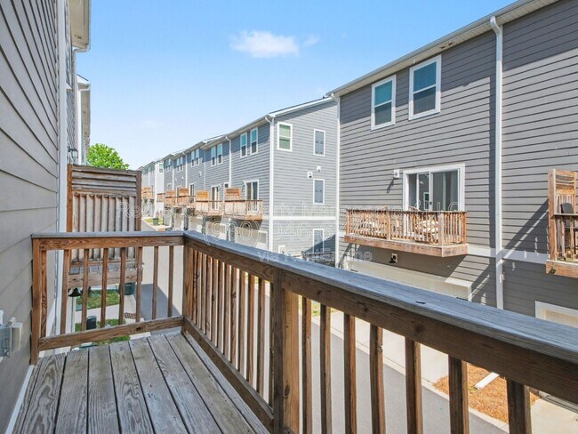 Building Photo - 4426 Millennium Ave