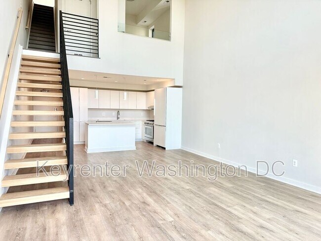 Building Photo - 1460 Belmont St NW