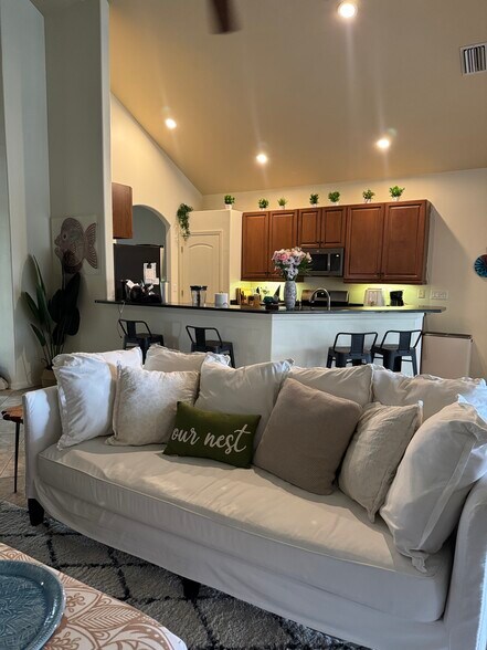 Building Photo - 13042 Sail Away St