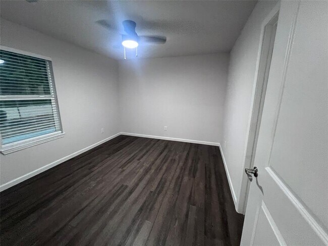 Building Photo - 15542 Towerwood Dr