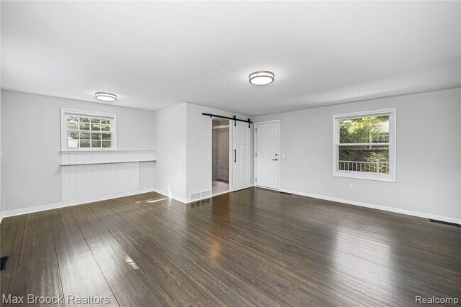 Building Photo - 2601 Lamplighter Ln