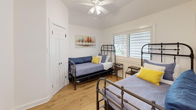 Building Photo - 5110 TX-OSR