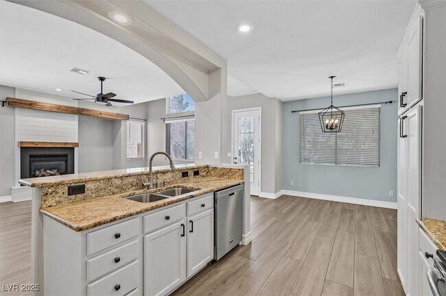 Building Photo - 7554 Catalina Harbor St