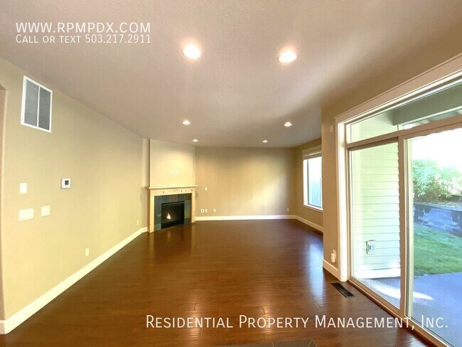 Building Photo - 9219 NW Harvest Hill Dr