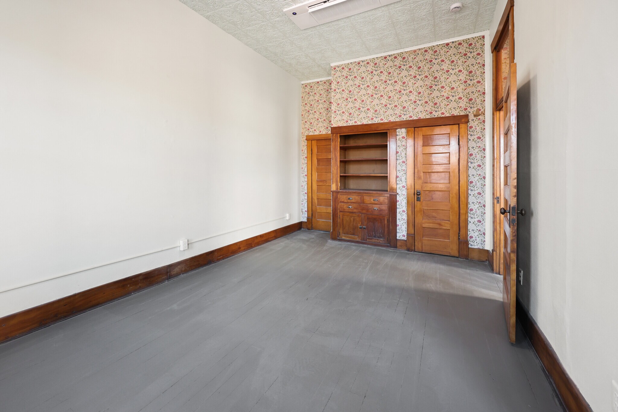 Bedroom 1 - 217 N Sibley Ave