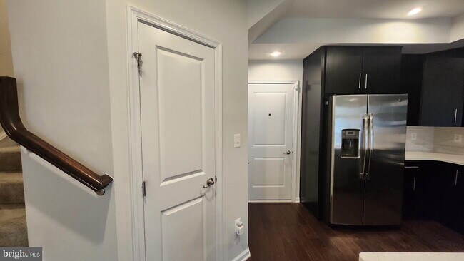 Building Photo - "Charming Lanham Townhome: 2 Bed, 2.5 Bath...