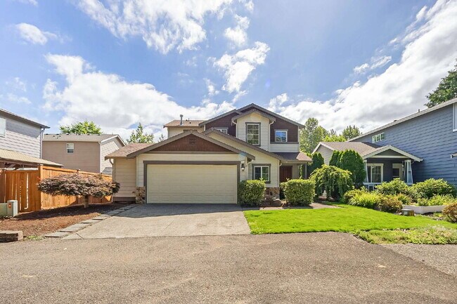 Building Photo - This is a beautiful property in the Savana...