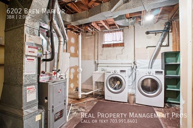Building Photo - 6202 Bren Mar Dr