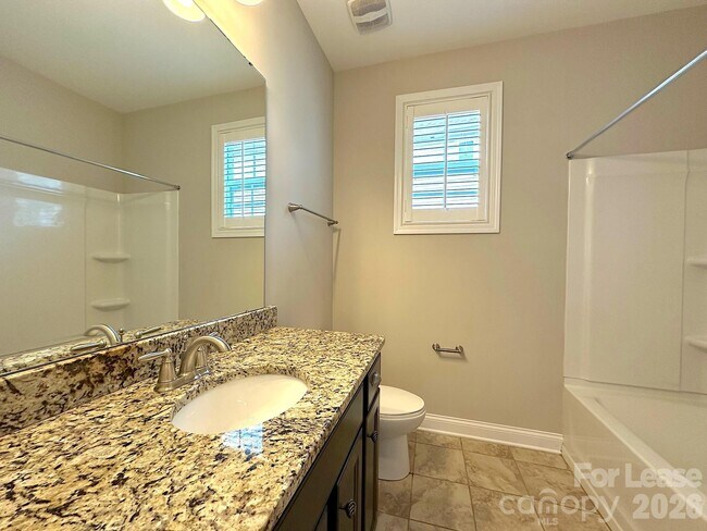 Building Photo - 9407 Inverness Bay Rd