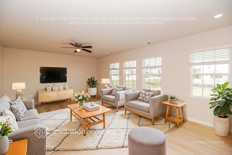 Building Photo - 6499 Fairfax Ct