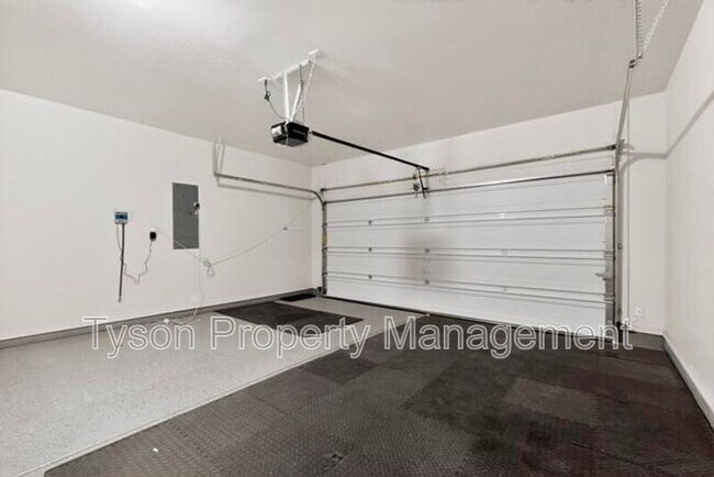 Building Photo - 10024 Sacate Blanco Ave SW